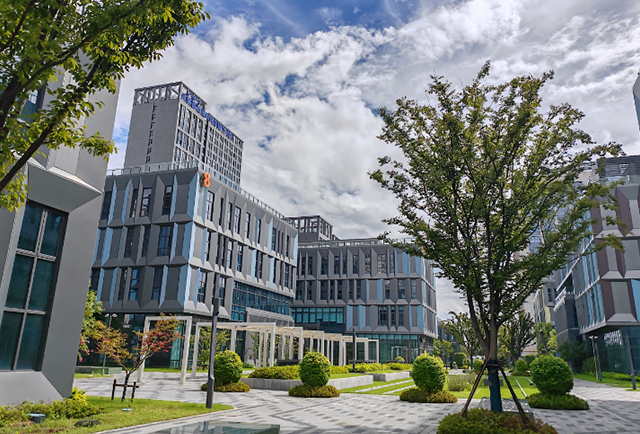 磐石工业地产投资新蓝海——新能源产业园区崛起